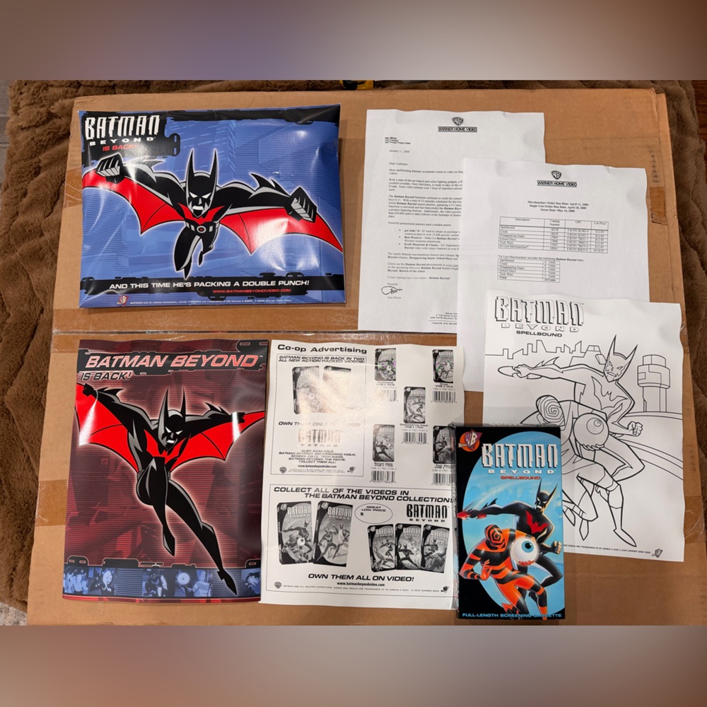 Batman Beyond Vintage WB Promo Display + VHS Spellbound 2000